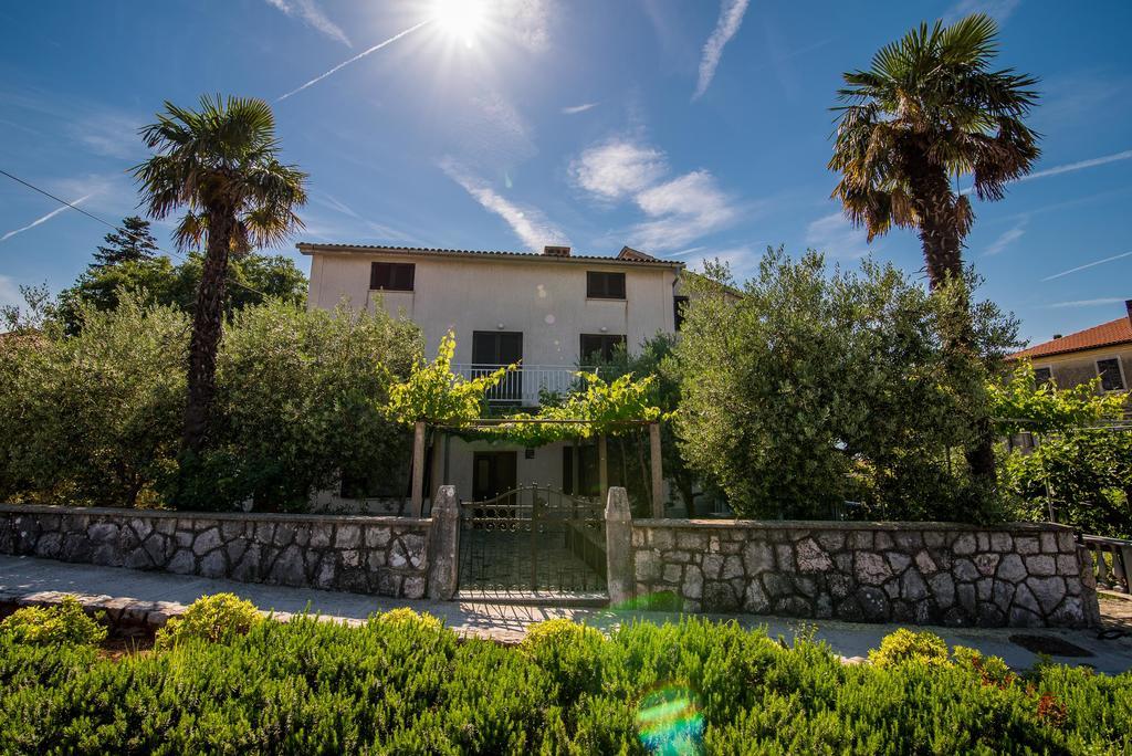 Apartment Ana 1 Malinska Exteriér fotografie
