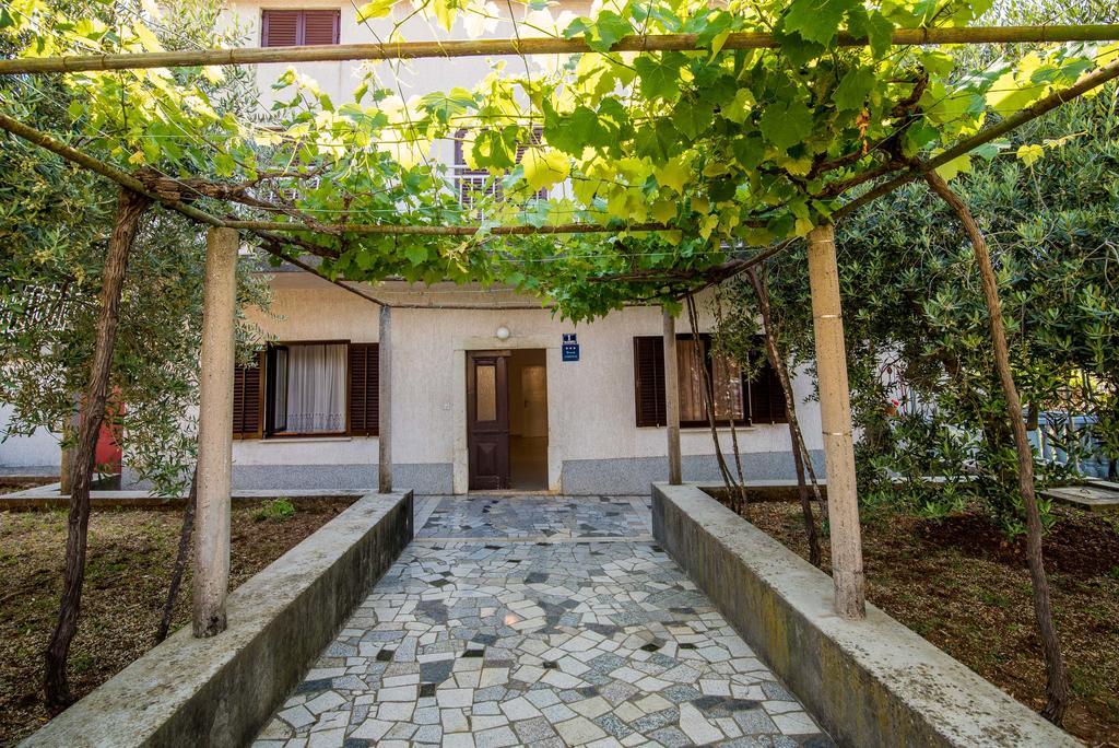 Apartment Ana 1 Malinska Exteriér fotografie