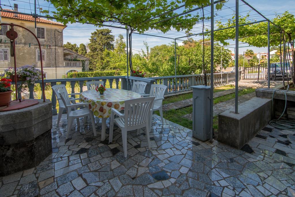 Apartment Ana 1 Malinska Exteriér fotografie