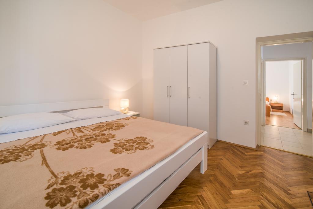 Apartment Ana 1 Malinska Exteriér fotografie